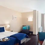 מלון Molo 3*