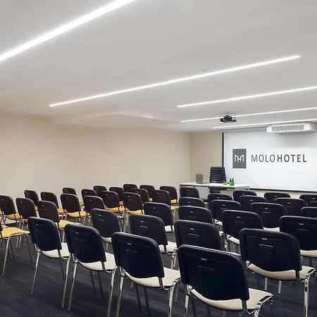 Hotell Molo 3*